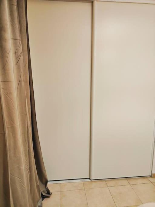 Appartement Des Carmes Nîmes Esterno foto