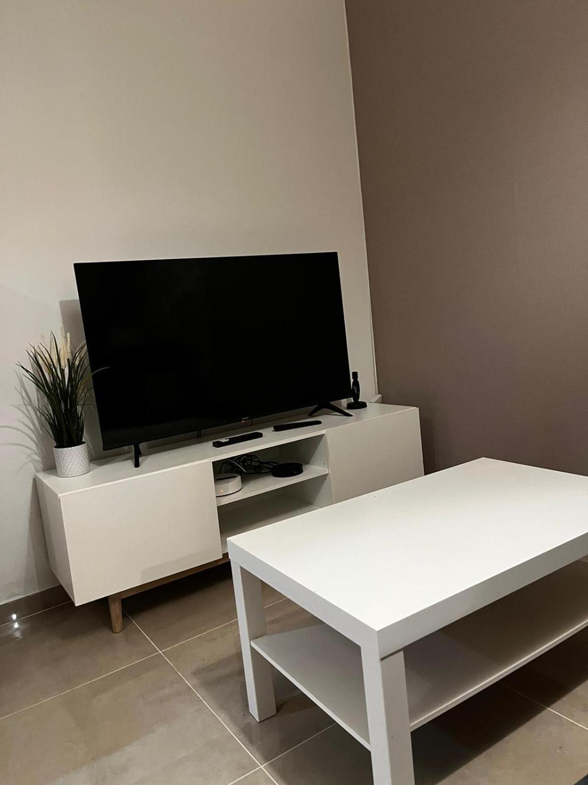 Appartement Des Carmes Nîmes Esterno foto