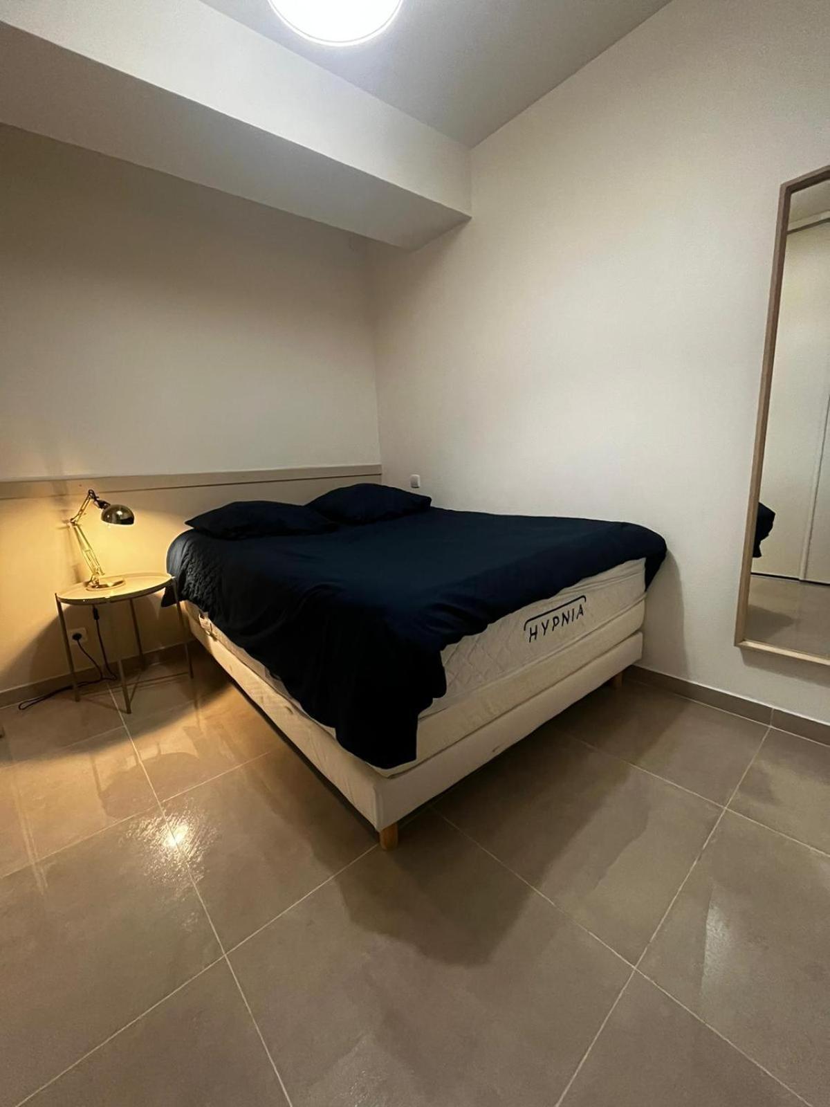 Appartement Des Carmes Nîmes Esterno foto